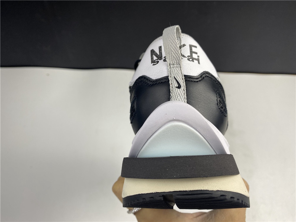 Sacai x Nike Pegasua Vaporfly Black White CI9928 001